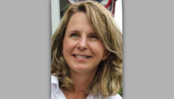 Chrissy West '94